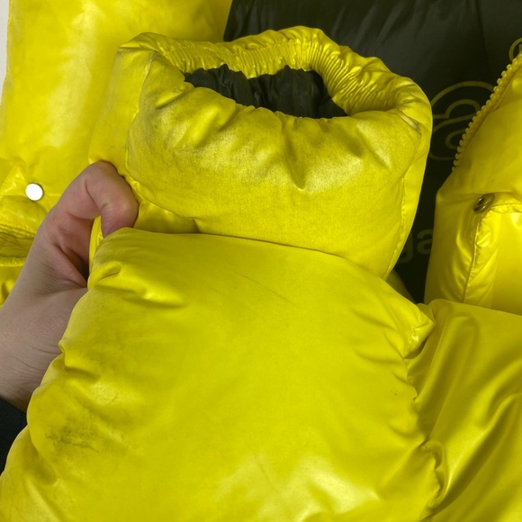 Aritzia TNA Puffer Jacket Mega Shorty Yellow Small - Picture 7 of 16